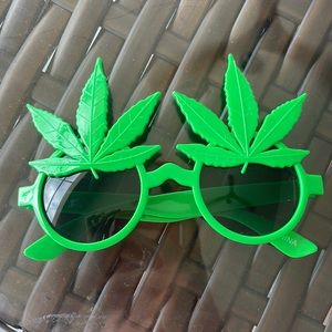 Mary Jane Sunglasses